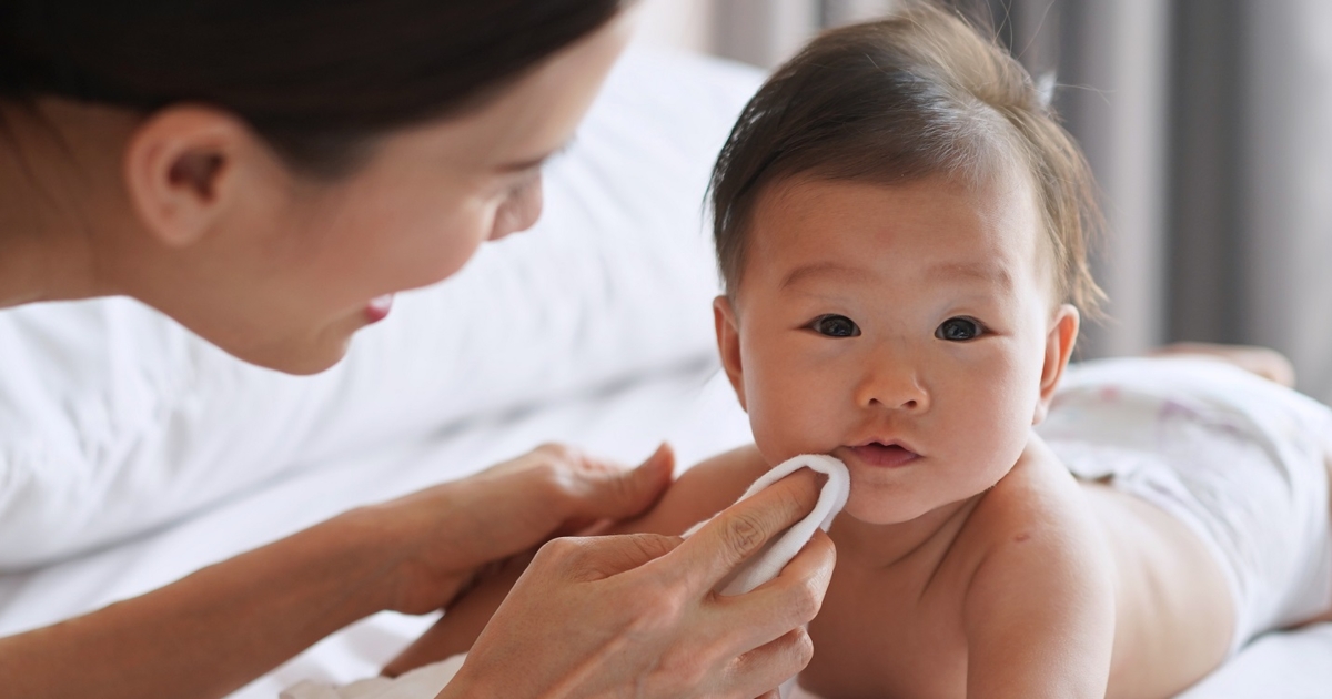 Why Do Babies Spit Up? Learn Your Baby’s Cues